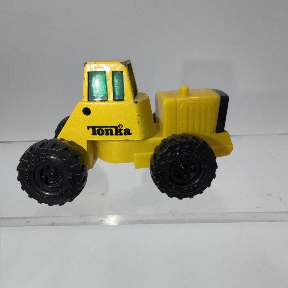 Tonka Tractor Construction Truck Vehicle 1992 Yellow Vintage 1:64 Diecast Used‎